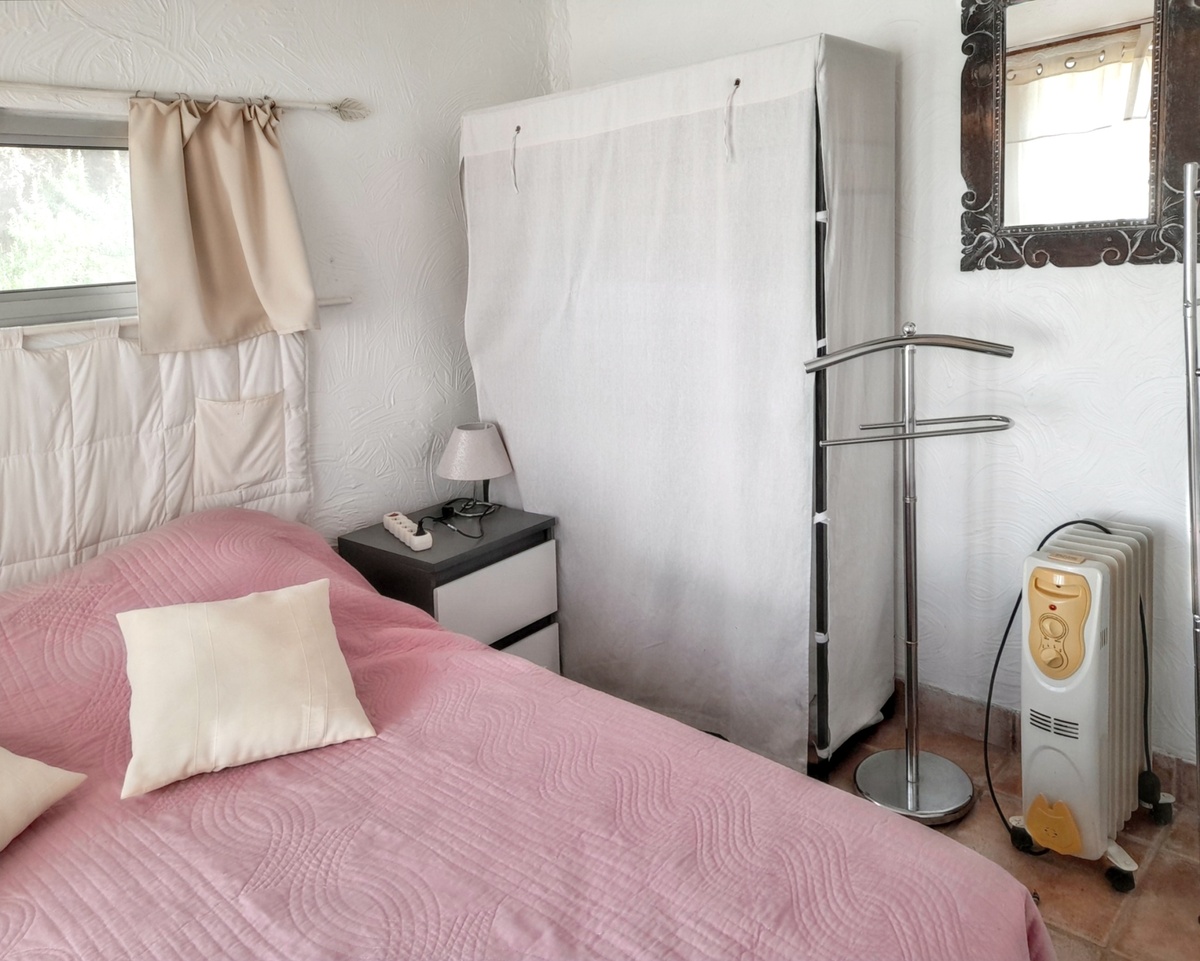 Maison 25 m² avec jacuzzi et piste de pétanque - Photo 8
