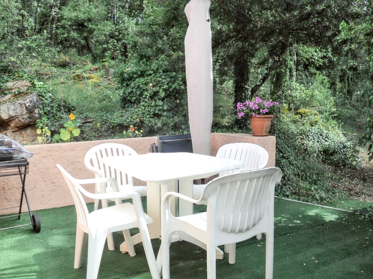 Maison 25 m² avec jacuzzi et piste de pétanque - Photo 9