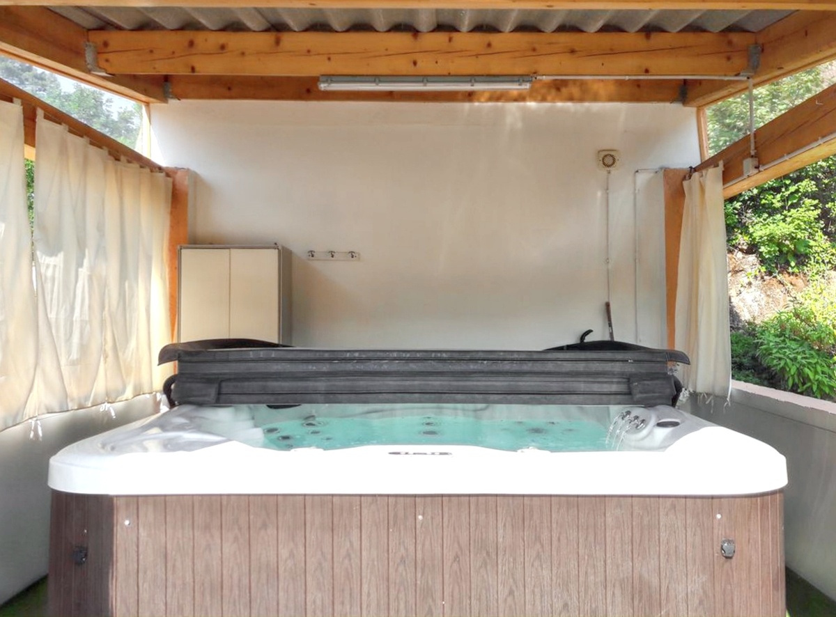 Maison 25 m² avec jacuzzi et piste de pétanque - Photo 10