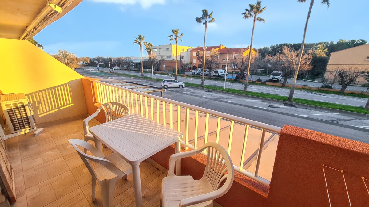 Studio 22 m² vue mer et terrasse à Hyères - Photo 2