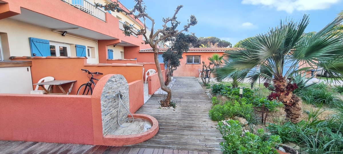 Studio 22 m² vue mer et terrasse à Hyères - Photo 4