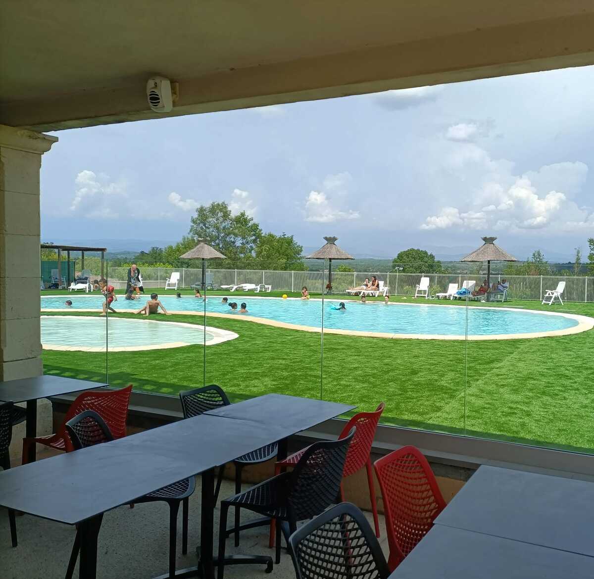 Maison accueillante avec jardin et piscine partagée à Grospierres - Photo 19
