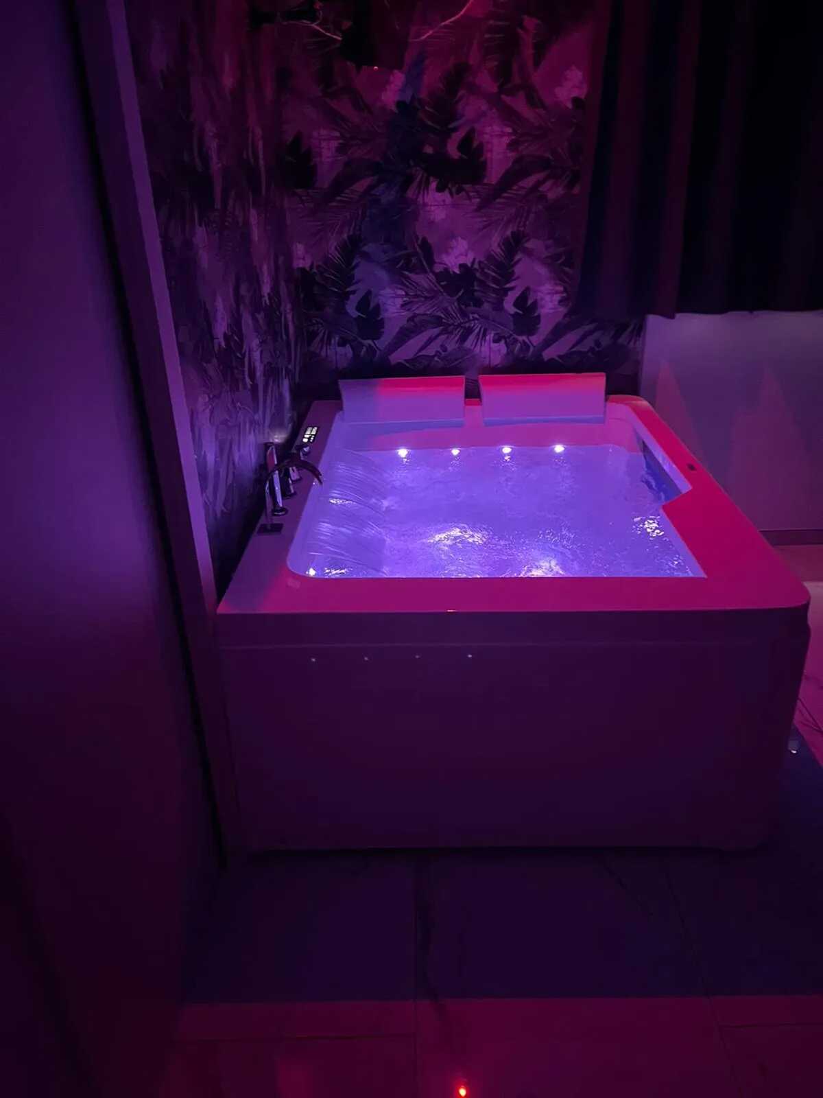 Maison 100 m² avec terrasse et jacuzzi à Noto - Photo 4