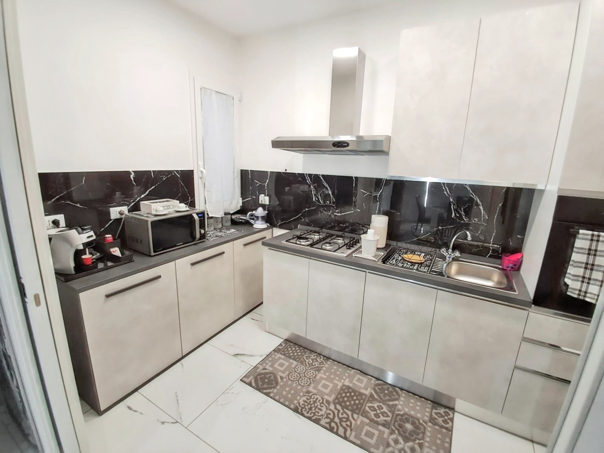 Maison 100 m² avec terrasse et jacuzzi à Noto - Photo 9