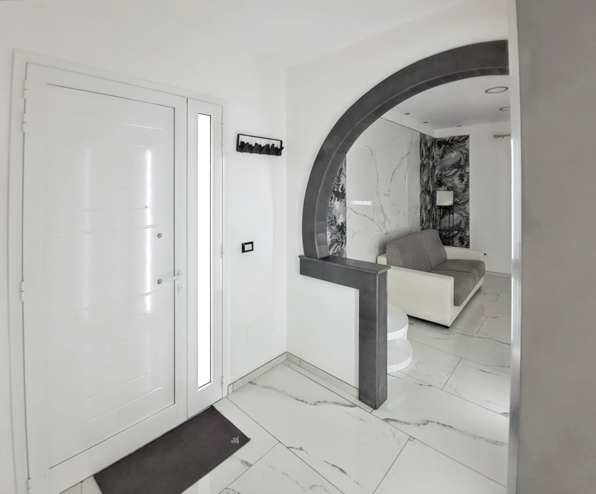 Maison 100 m² avec terrasse et jacuzzi à Noto - Photo 11