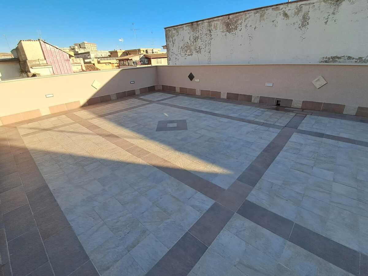 Maison 100 m² avec terrasse et jacuzzi à Noto - Photo 23