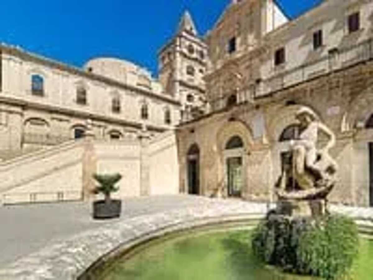Maison 100 m² avec terrasse et jacuzzi à Noto - Photo 25