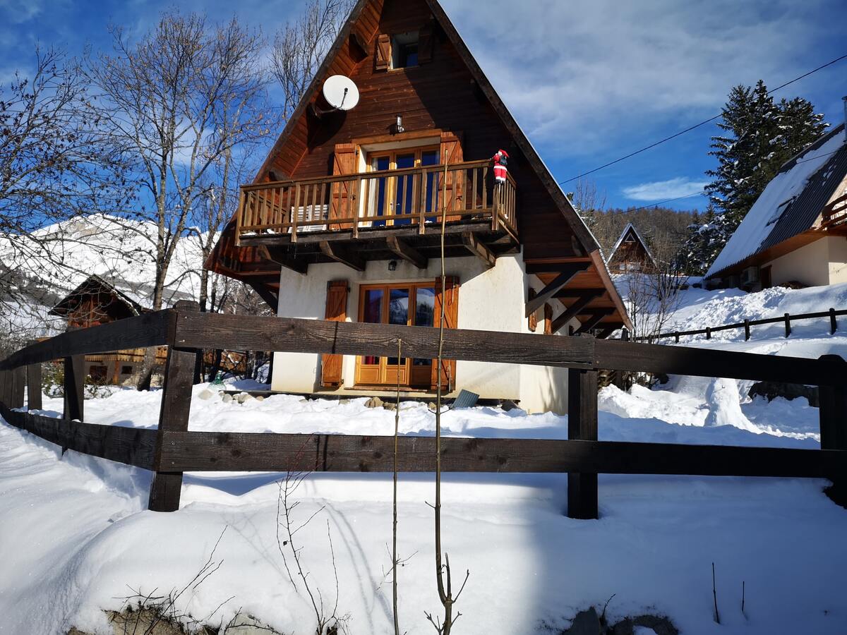 Chalet 40 m² avec terrasse, vue montagnes à Allos - Photo 10