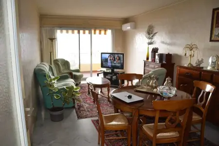 Appartement avec balcon privé et parking gratuit à Ajaccio : photo 3
