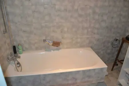 Appartement avec balcon privé et parking gratuit à Ajaccio : photo 10