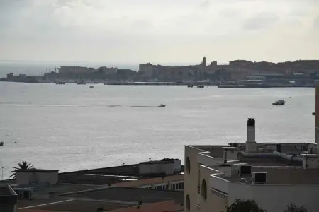 Appartement avec balcon privé et parking gratuit à Ajaccio : photo 17