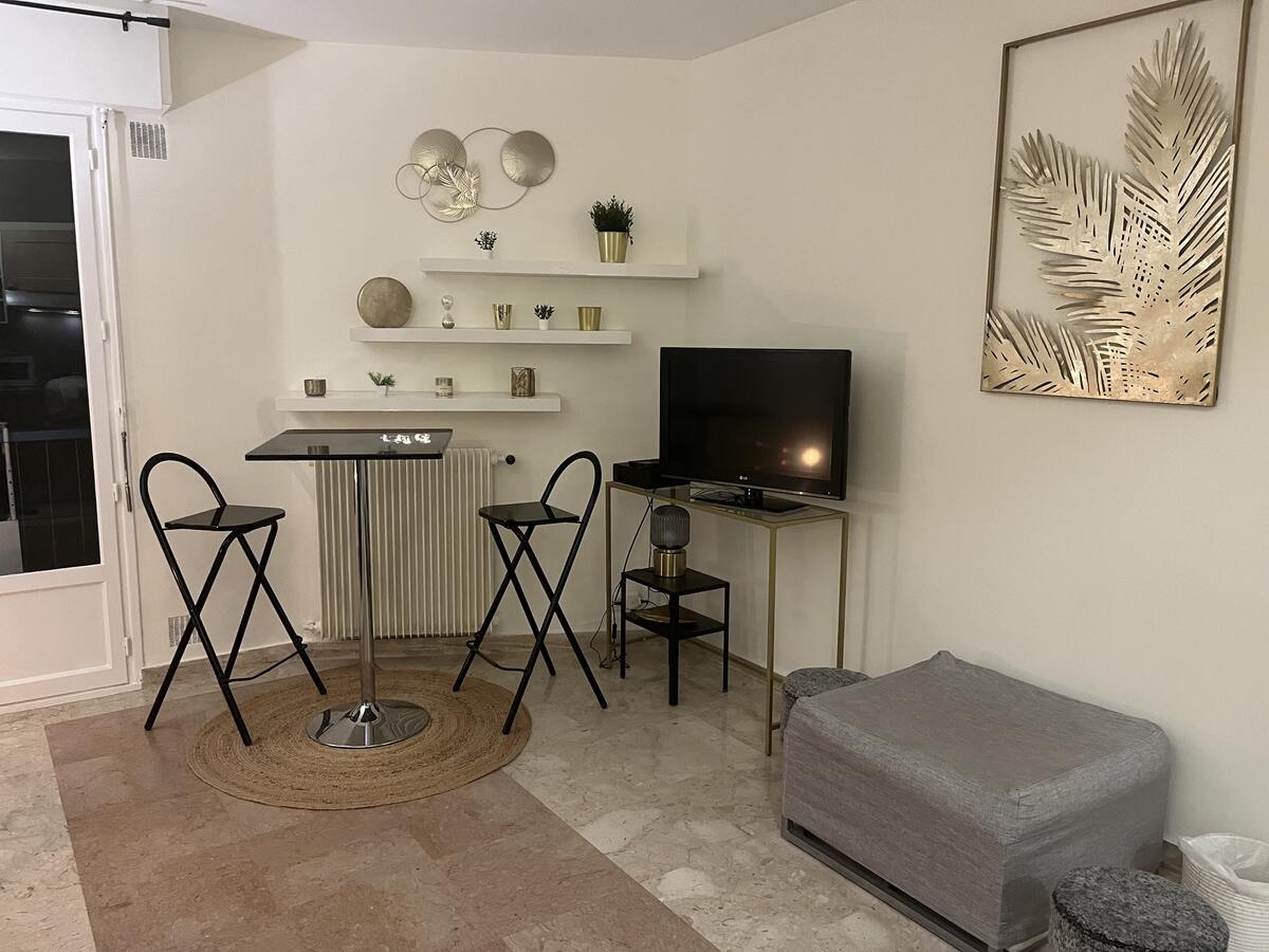Studio 23 m² à Cannes, balcon et parking inclus - Photo 5