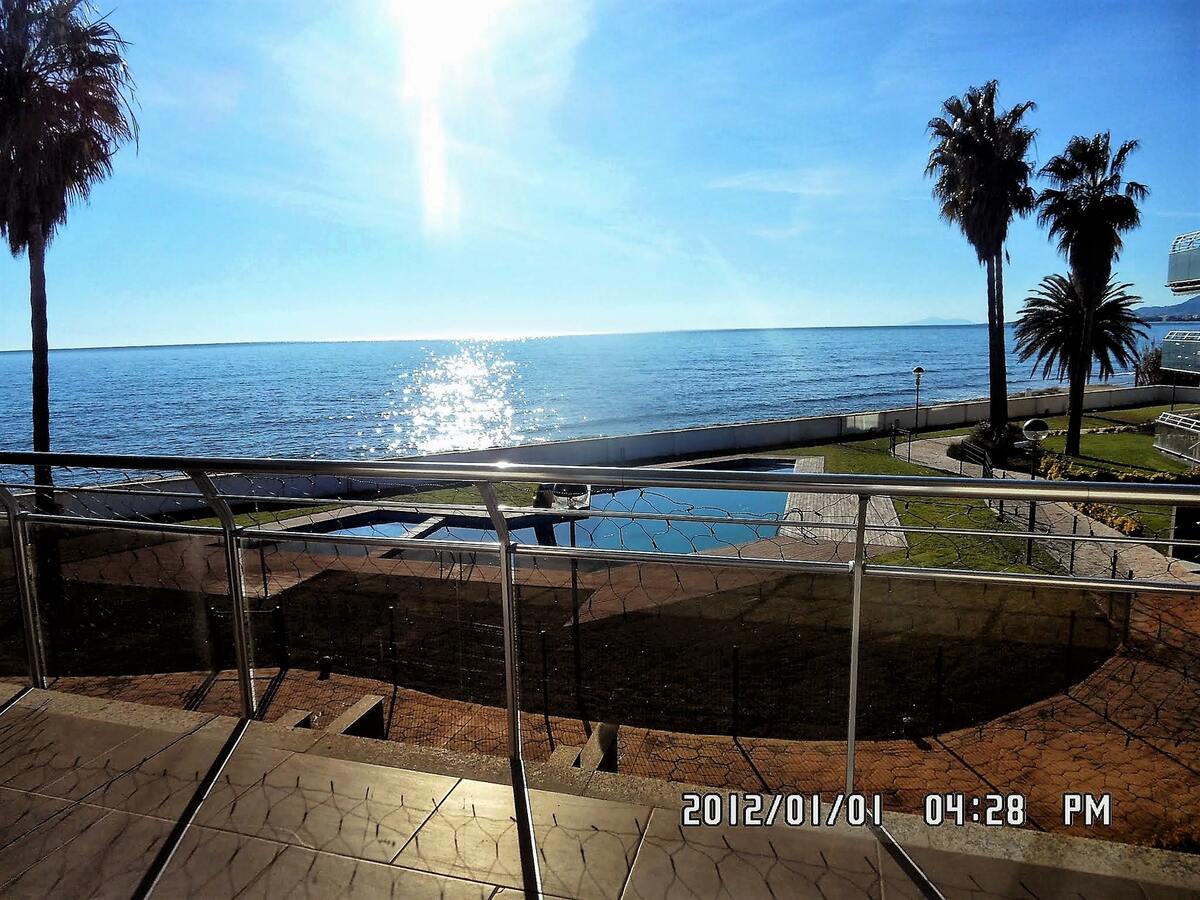 Appartement 100 m² avec piscine et vue mer à Mont-roig Bahia - Photo 2