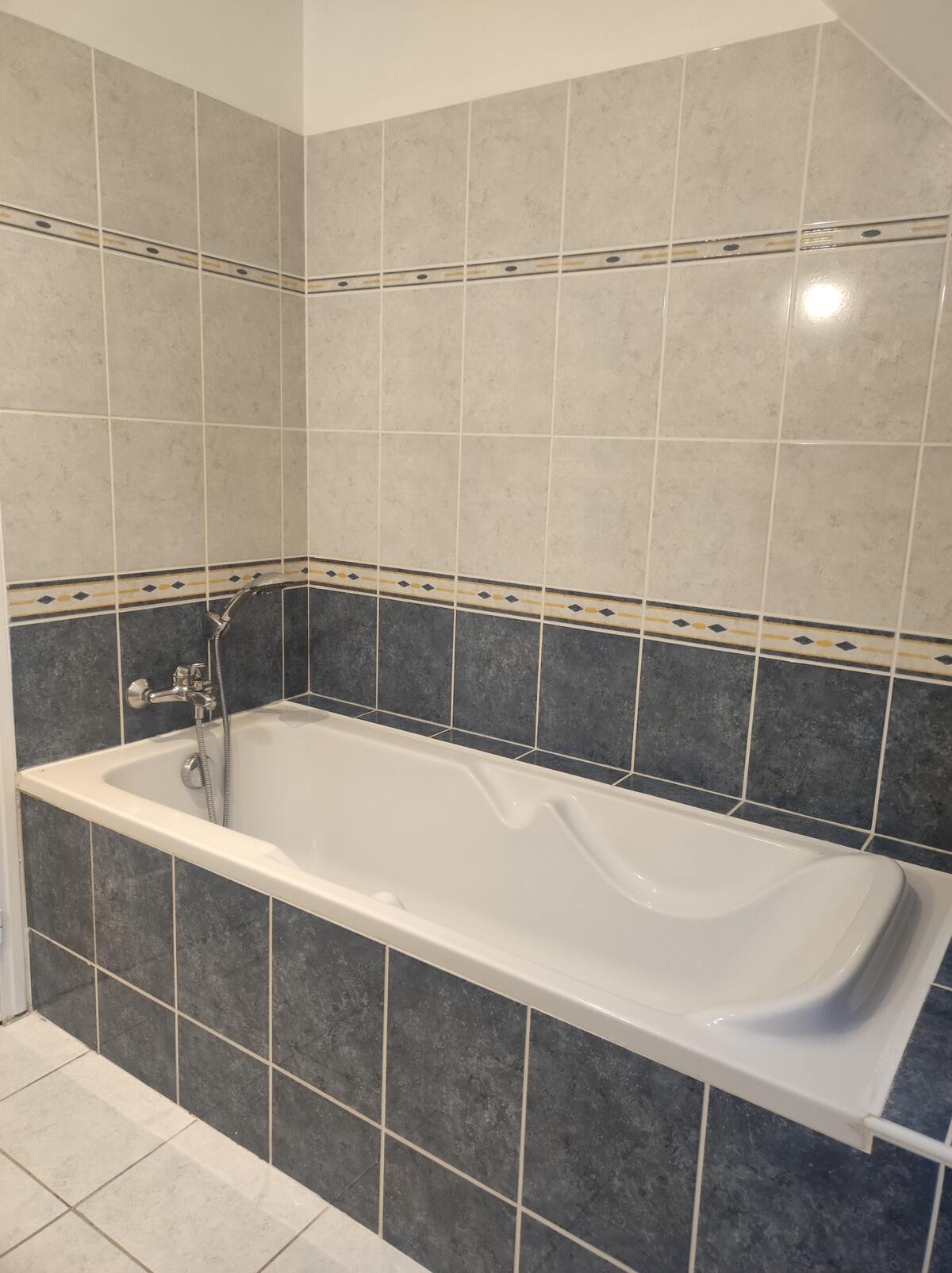 Maison 4 chambres Trégomeur, jardin avec balançoire - Photo 10
