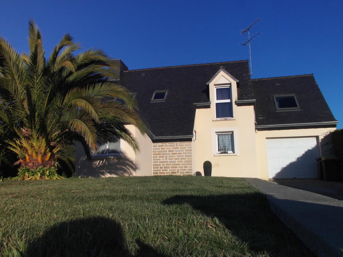 Maison 4 chambres Trégomeur, jardin avec balançoire - Photo 12