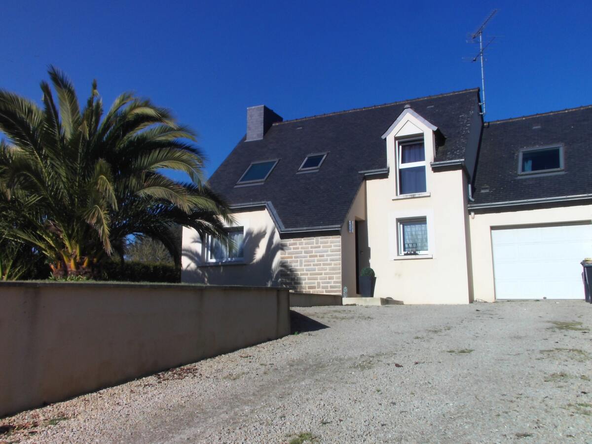 Maison 4 chambres Trégomeur, jardin avec balançoire - Photo 25
