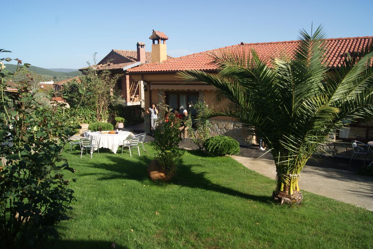 Maison 110 m² vue montagne à Sotoserrano - Photo 11
