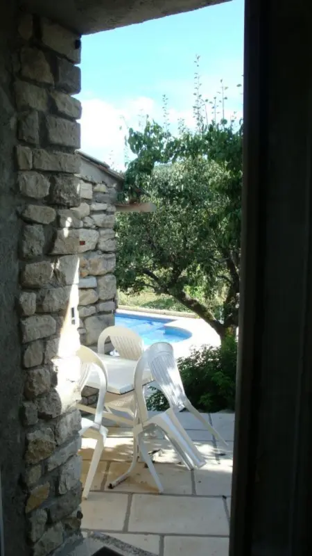 Villa avec piscine privée et jardin clôturé à Dauphin : photo 13