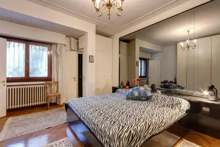 Villa avec piscine privée et jardin clôturé à Florence : photo 8