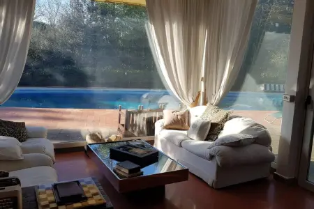 Villa avec piscine privée et jardin clôturé à Florence : photo 22