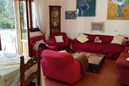 Villa avec piscine privée et jardin clôturé à Florence : photo 24