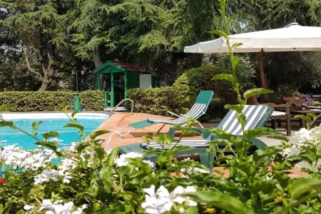 Villa avec piscine privée et jardin clôturé à Florence : photo 32