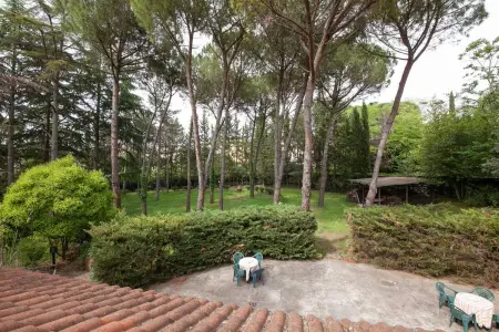 Villa avec piscine privée et jardin clôturé à Florence : photo 48