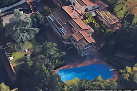 Villa avec piscine privée et jardin clôturé à Florence : photo 49