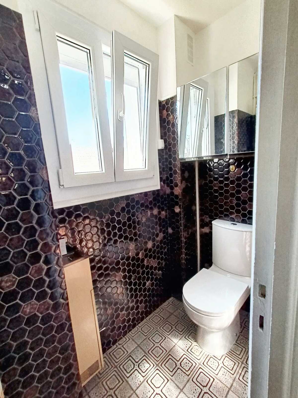 Maison 200 m² à Bondy : 5 chambres, parking, 10 pers. - Photo 12