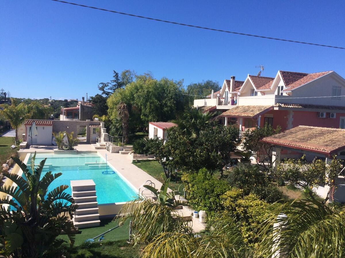 Appartement 85 m² Pozzallo, 3 ch, piscine & barbecue - Photo 8