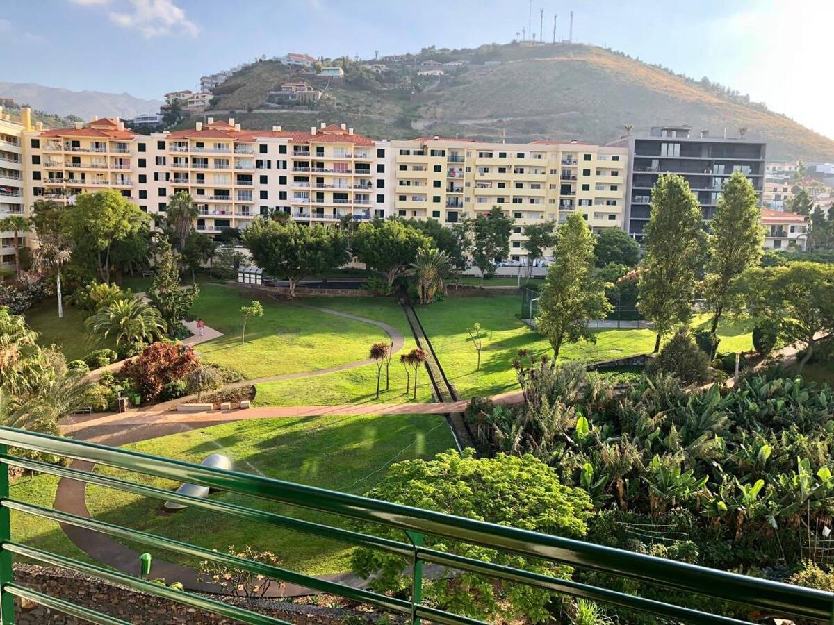 Appartement 80m² avec terrasse vue Funchal, 2 chambres - Photo 1