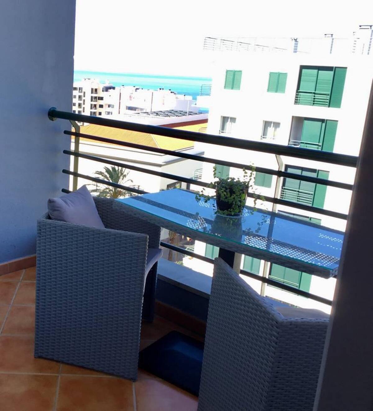 Appartement 80m² avec terrasse vue Funchal, 2 chambres - Photo 11