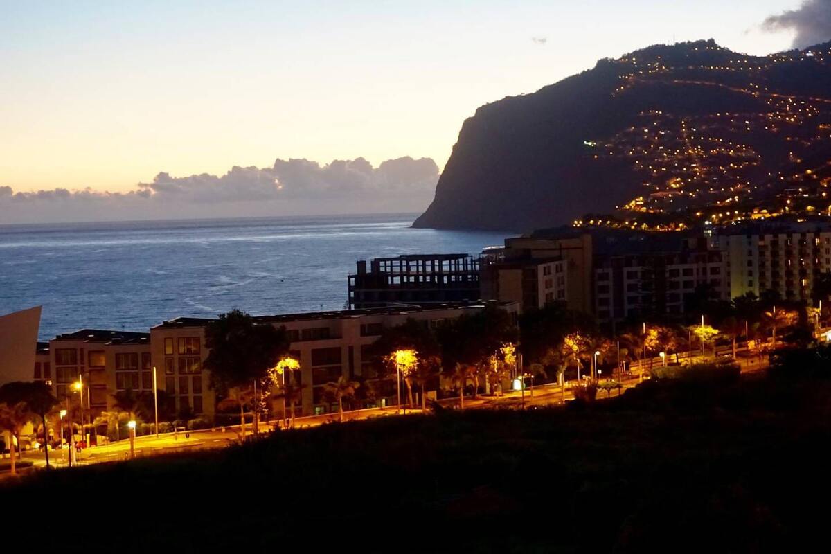 Appartement 80m² avec terrasse vue Funchal, 2 chambres - Photo 12