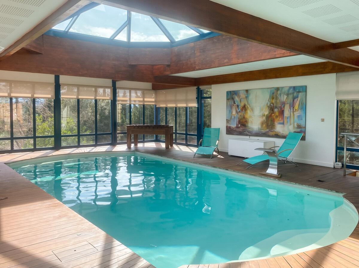 Villa d'exception à Palaja avec piscines intérieures et extérieures - Photo 5