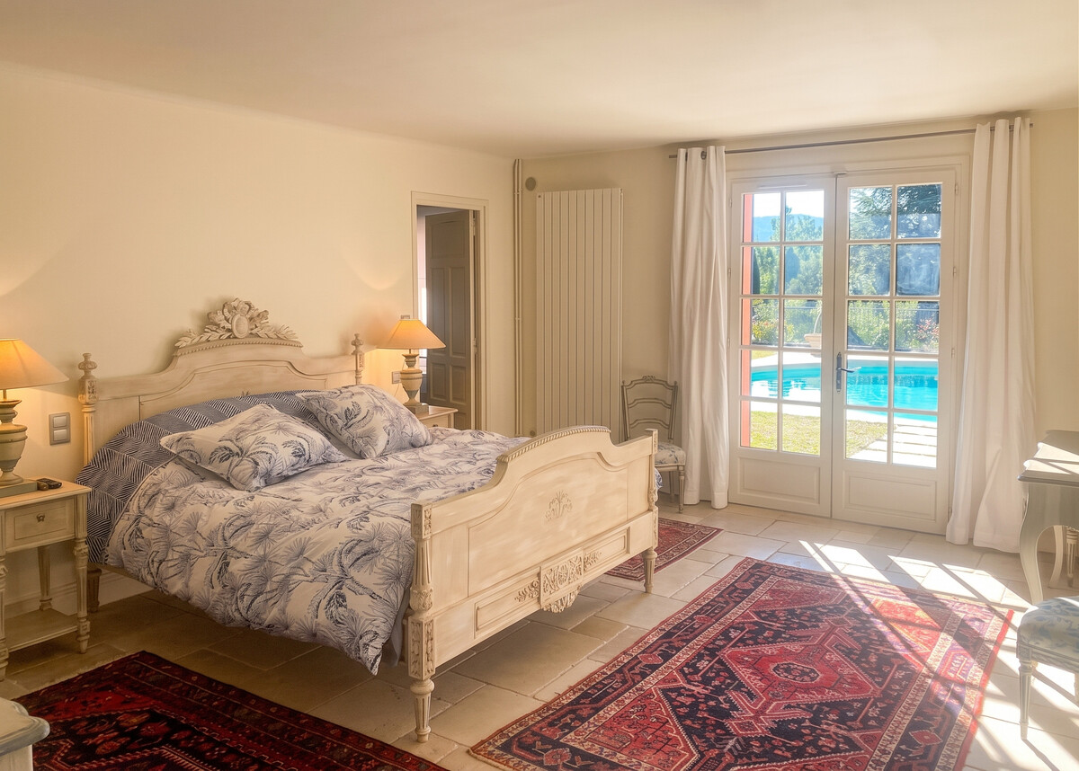 Villa d'exception à Palaja avec piscines intérieures et extérieures - Photo 7