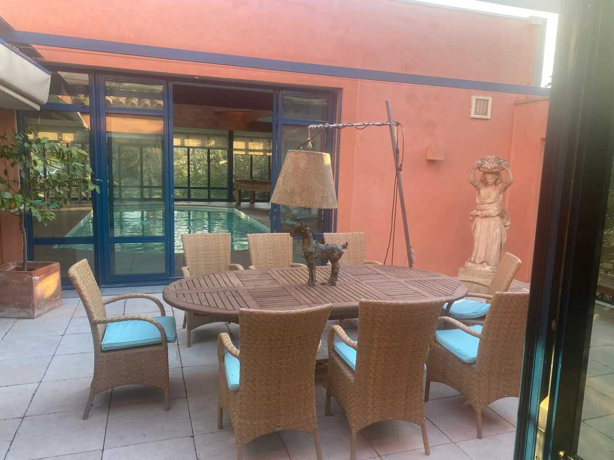 Villa d'exception à Palaja avec piscines intérieures et extérieures - Photo 27