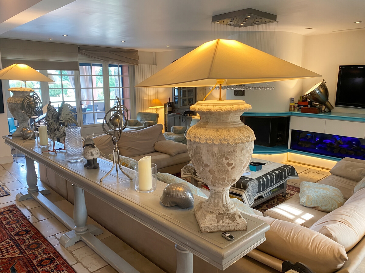 Villa d'exception à Palaja avec piscines intérieures et extérieures - Photo 40