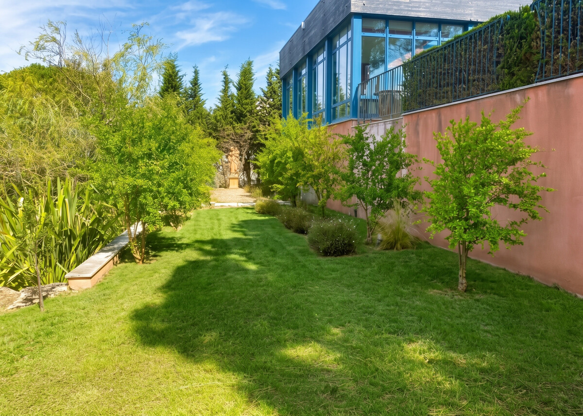 Villa d'exception à Palaja avec piscines intérieures et extérieures - Photo 55
