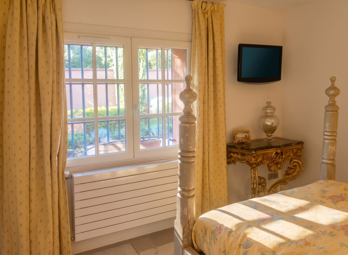 Villa d'exception à Palaja avec piscines intérieures et extérieures - Photo 69