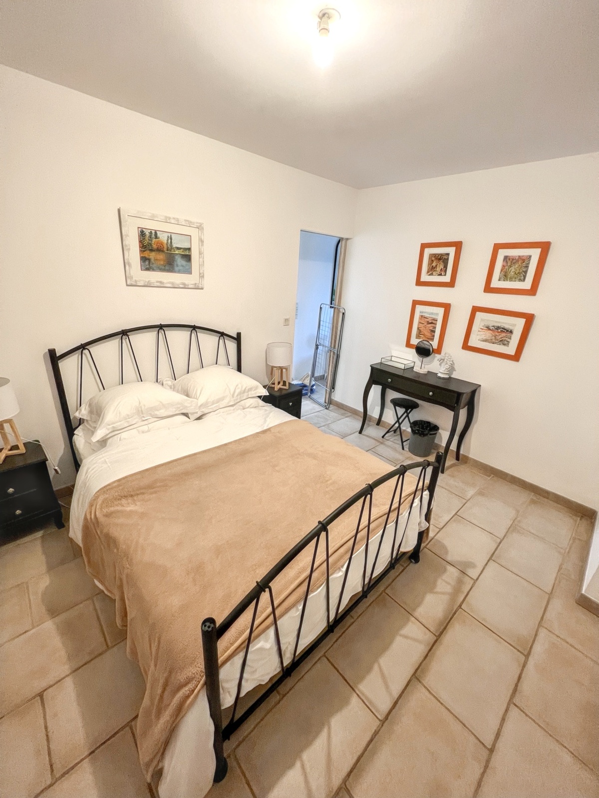 Maison 6 pers. à Nîmes, jardin privé et barbecue - Photo 4