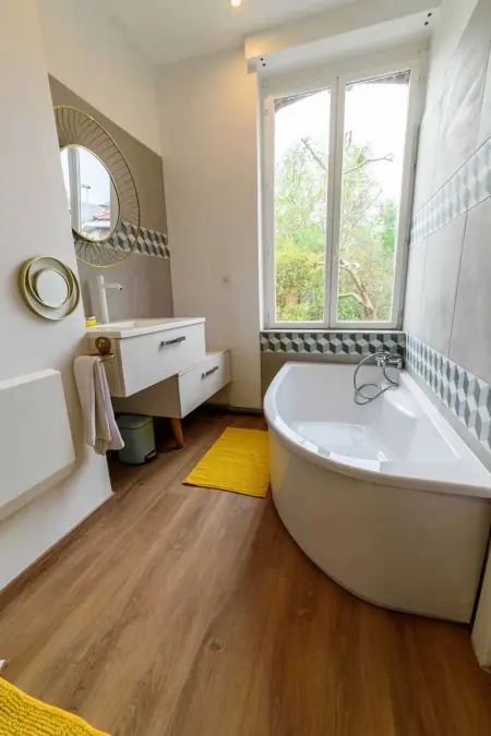 Maison 90 m² avec jardin meublé et entrée privée à Douai : photo 9