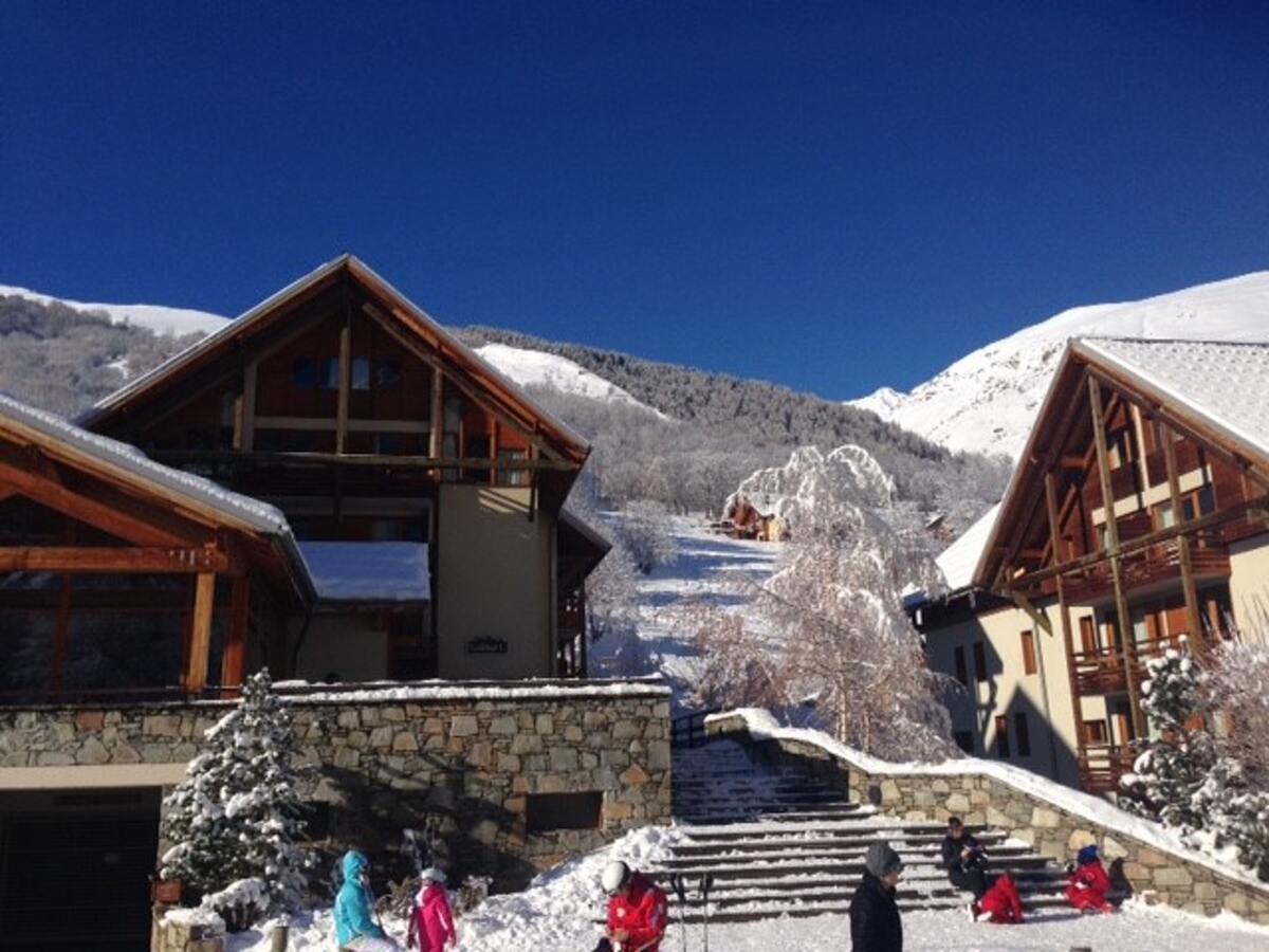 Studio 21m² à Valloire avec balcon vue montagne - Photo 2