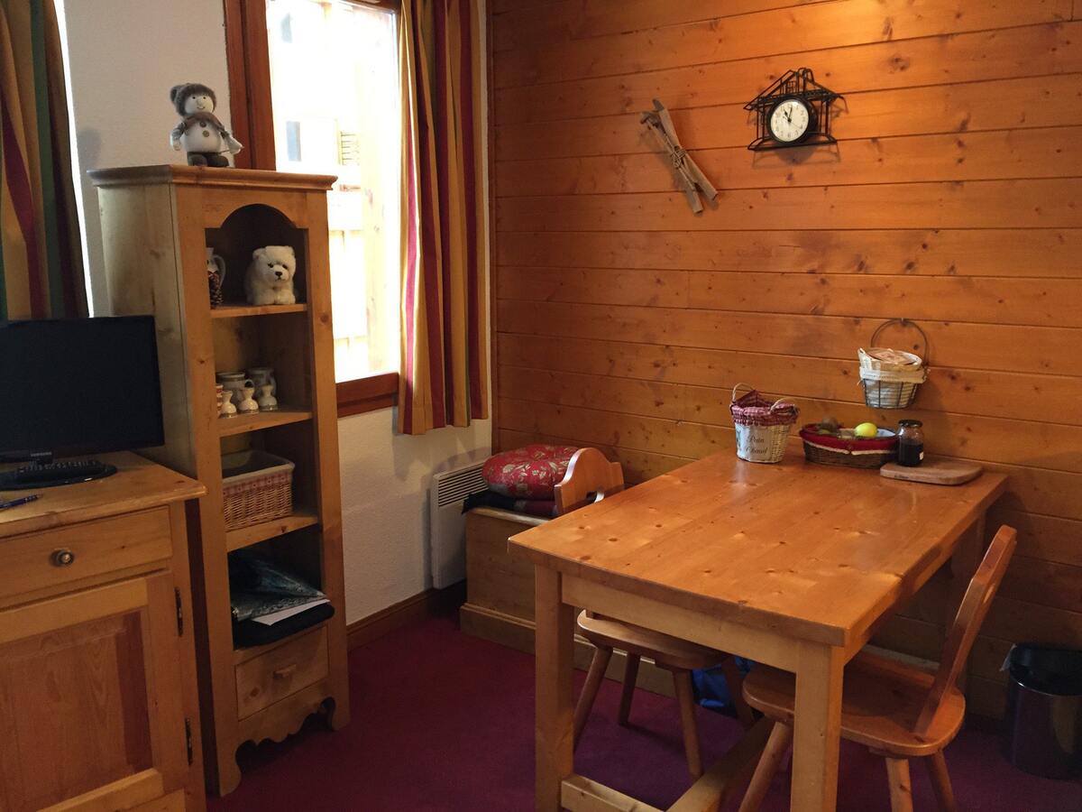Studio 21m² à Valloire avec balcon vue montagne - Photo 3