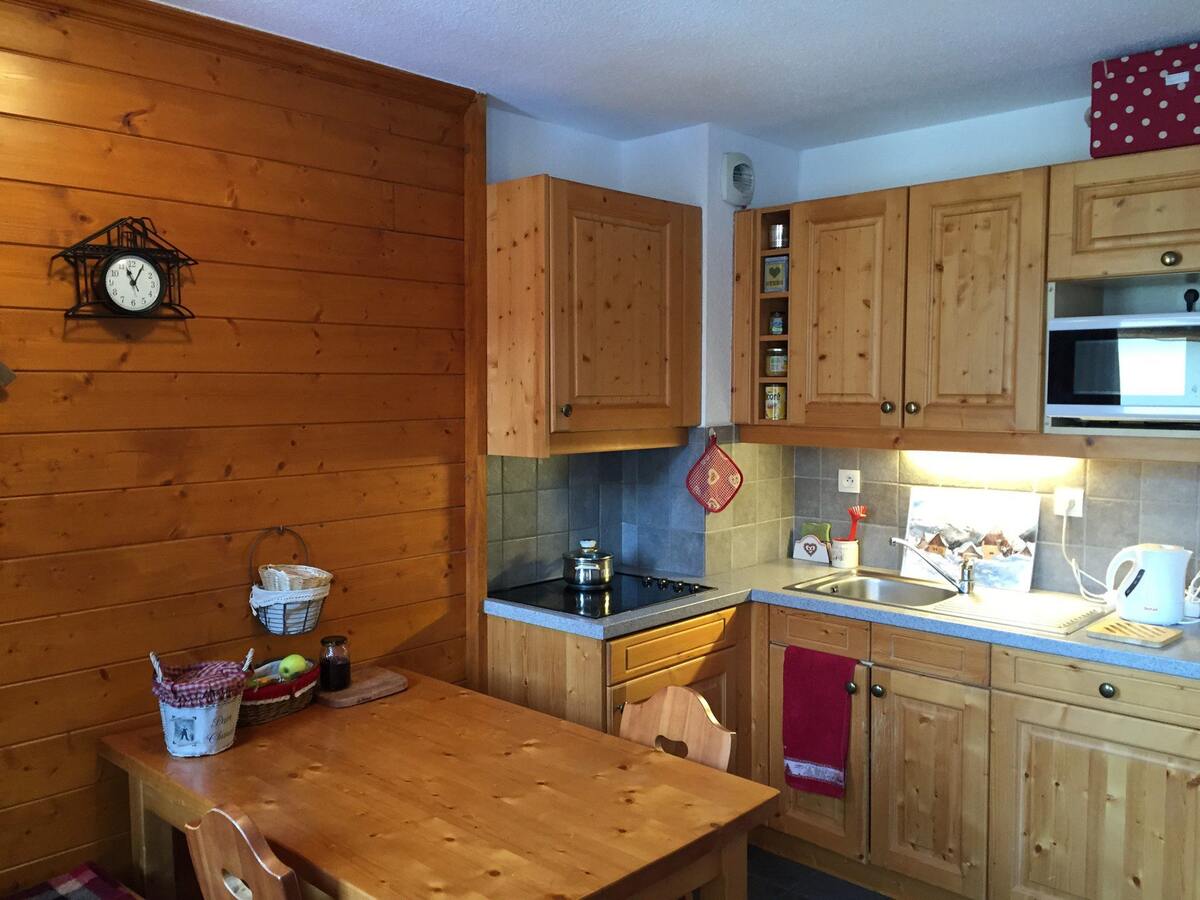 Studio 21m² à Valloire avec balcon vue montagne - Photo 6
