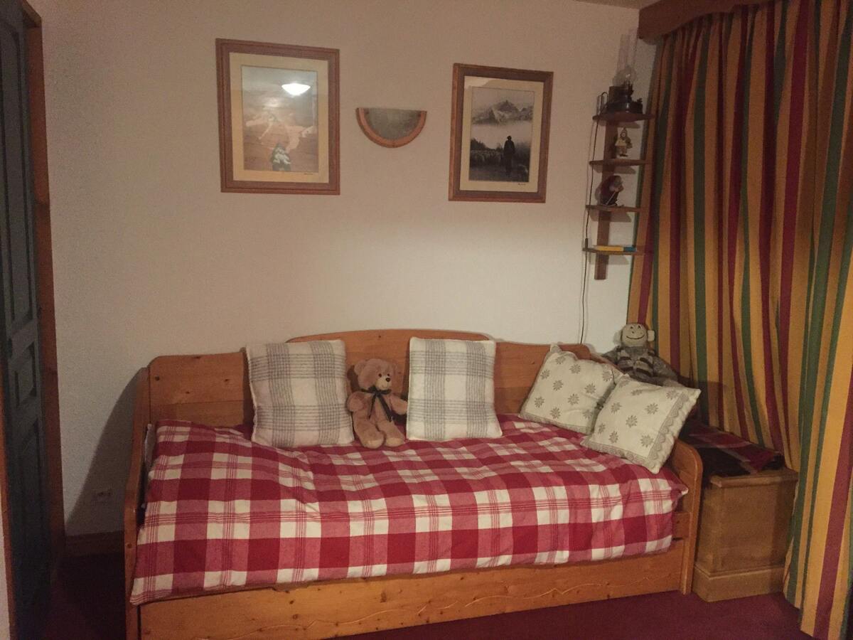 Studio 21m² à Valloire avec balcon vue montagne - Photo 8