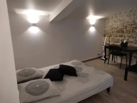 Maison de charme à Balazuc avec jardin clos et plancha électrique : photo 9