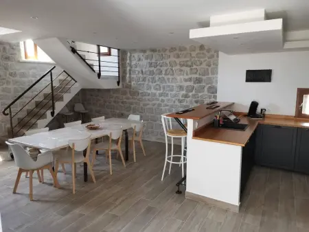 Maison de charme à Balazuc avec jardin clos et plancha électrique : photo 33