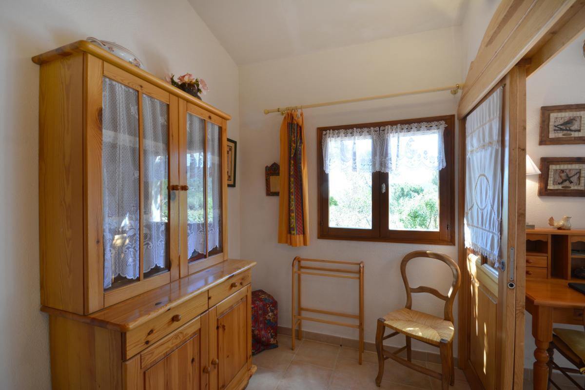 Maison Ceyreste : terrasse, jardin et piste de pétanque - Photo 9
