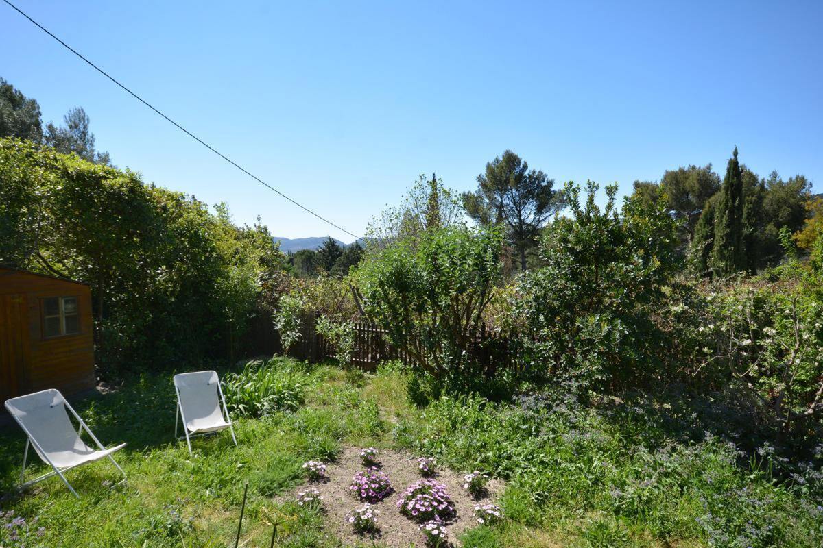 Maison Ceyreste : terrasse, jardin et piste de pétanque - Photo 14