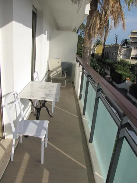 Appartement 50 m² avec terrasse et vue jardin à Antibes : photo 2